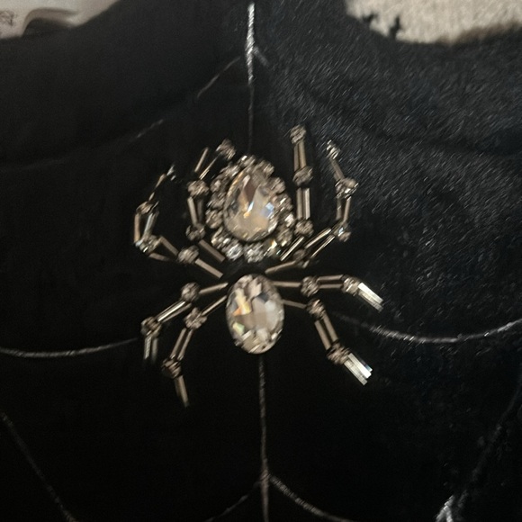 Halloween Spider Pillow and Blanket Set - Picture 2 of 5